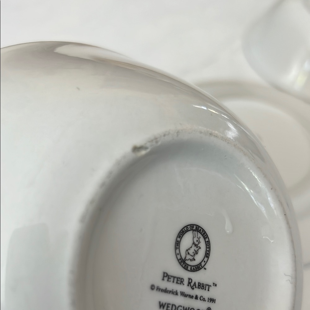 Wedgwood Peter Rabbit Collection Plate - Picture 3 of 8
